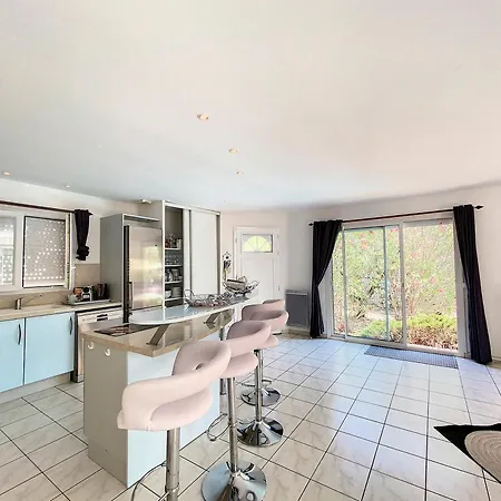 Sur - Individuelle Avec Piscine Chauffee Villa *